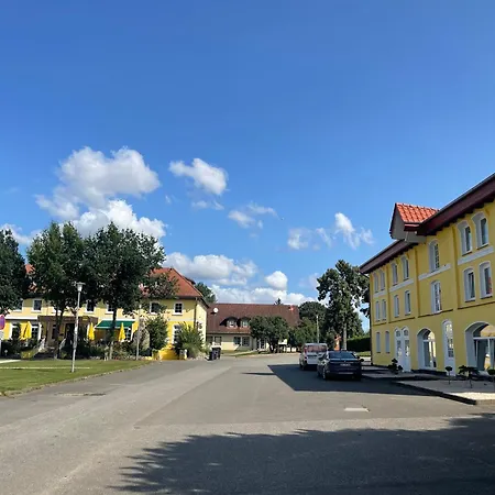 Gutshofwohnung - Speicher-loft Klein Upahl